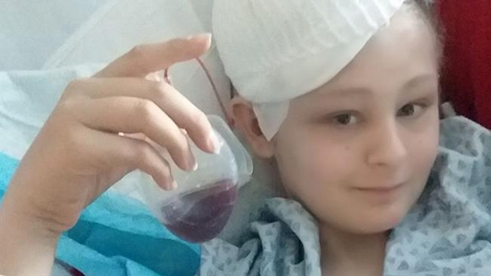 Hirntoter Junge erwacht plötzlich aus Koma