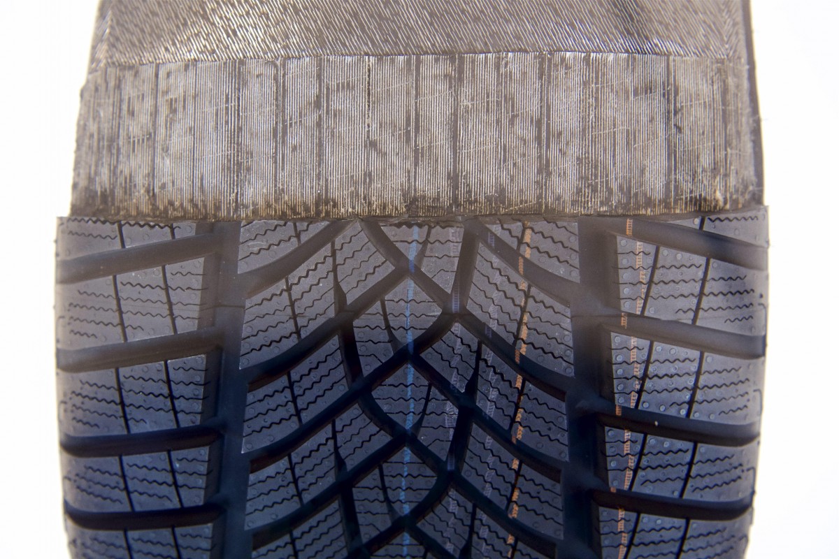 Rote Erde, graue Zellen: Industrie trifft Forschung in Esch