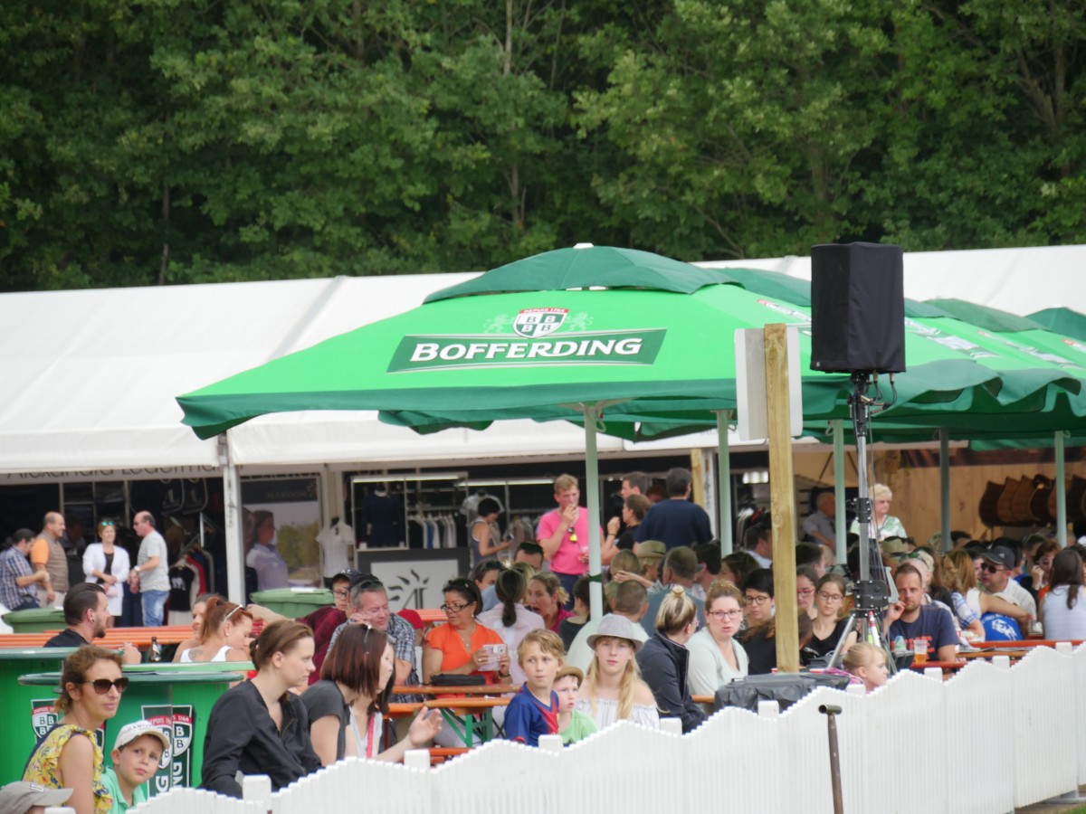 Réiser_Päerdsdeeg_Sonntag_Catering_People_23