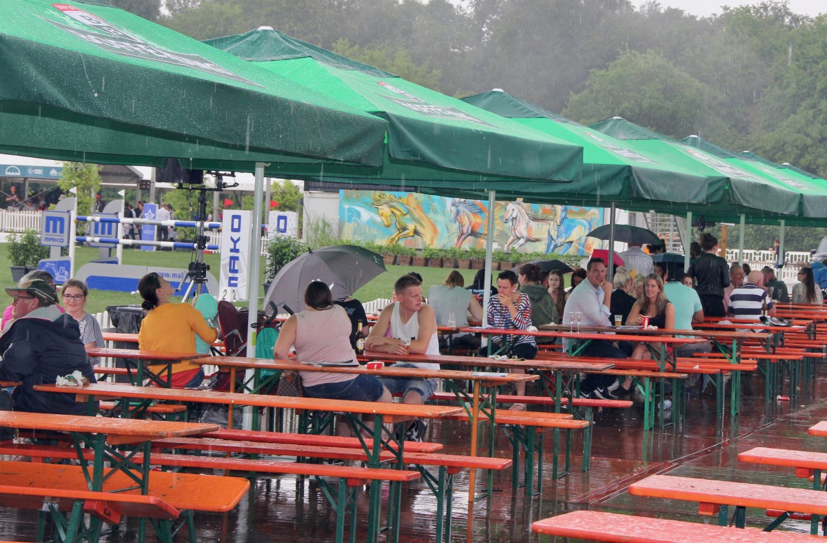 Réiser_Päerdsdeeg_Sonntag_Catering_People_7