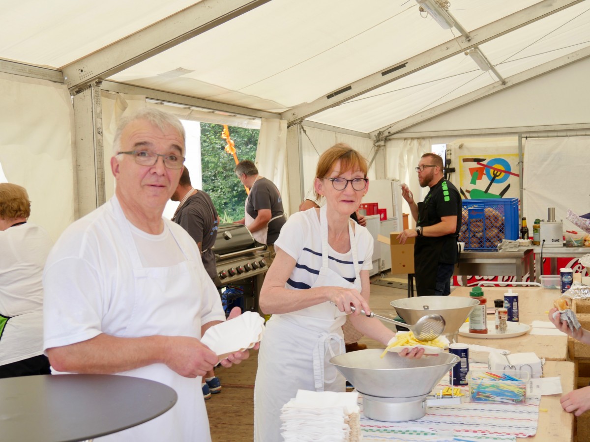 Réiser_Päerdsdeeg_Sonntag_Catering_People_8