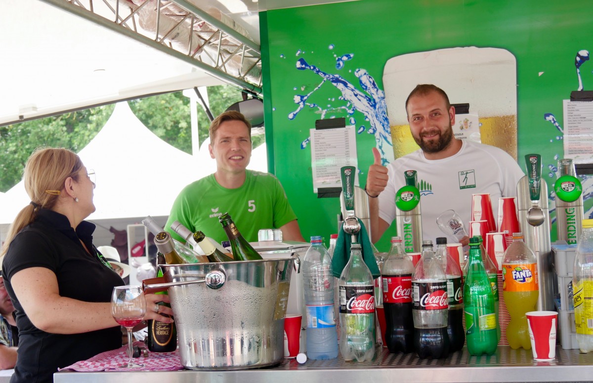 Réiser_Päerdsdeeg_Sonntag_Catering_People_9