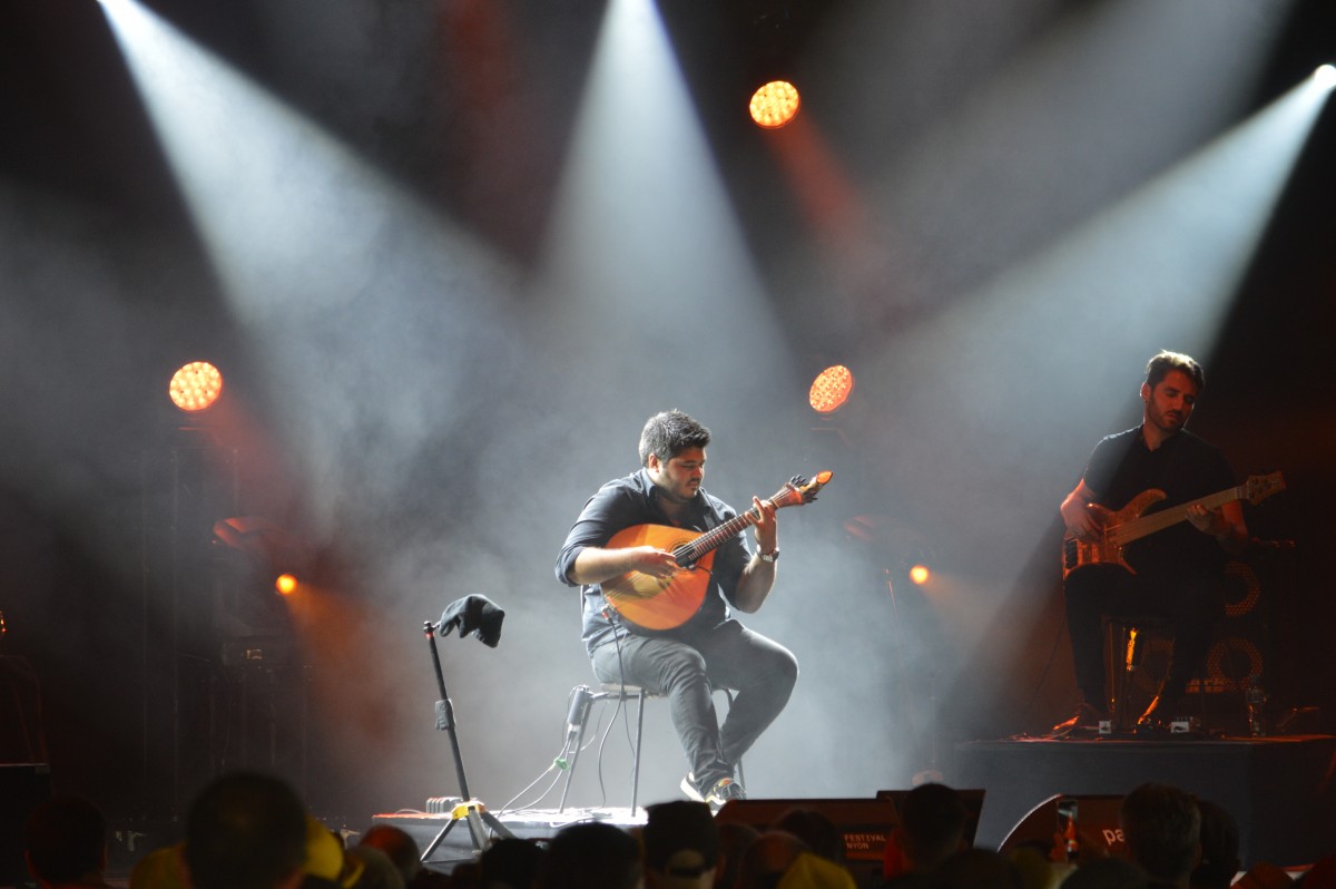 3. ANA MOURAS Saitenvirtuosen