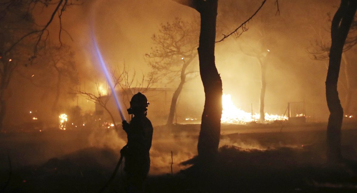Mindestens 74 Menschen sterben im Feuerinferno nahe Athen
