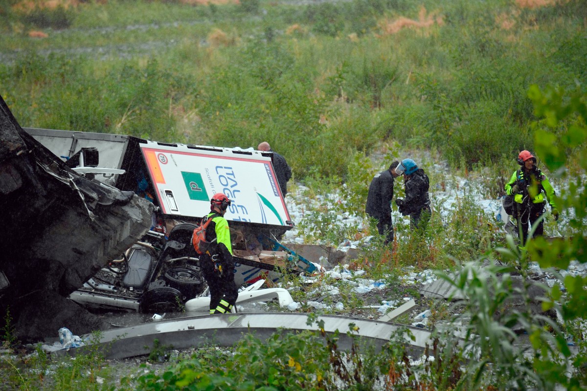Autobahnbruecke_in_G_58369320urn_binary_dpa_com_20090101_ap_146d4dd48fad423dad9e2e493fb9e049-FILED