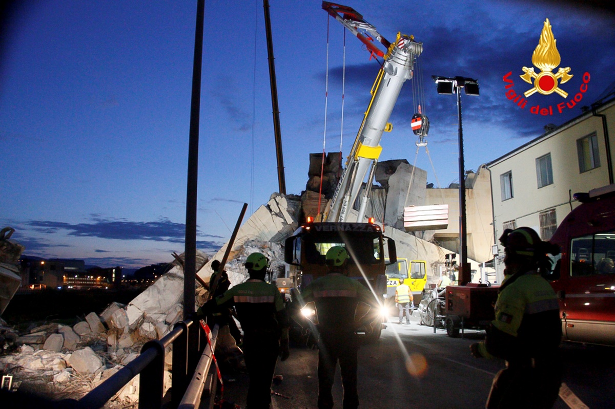 Autobahnbruecke_in_G_58378197urn_binary_dpa_com_20090101_ap_39ead404e90d4ecea0c9f34155eb33e7-FILED