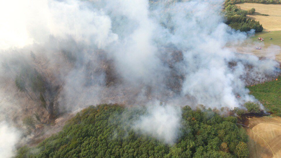 DjsAG2MX4AAQNeJ.jpg large