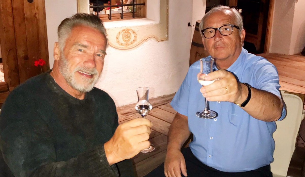 Geistreiches Treffen: „Terminator“ tauscht sich mit Juncker aus
