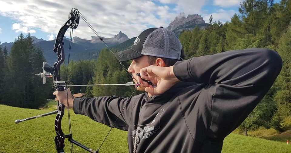 Bogenschießen: Weltmeistertitel für Timo Bega