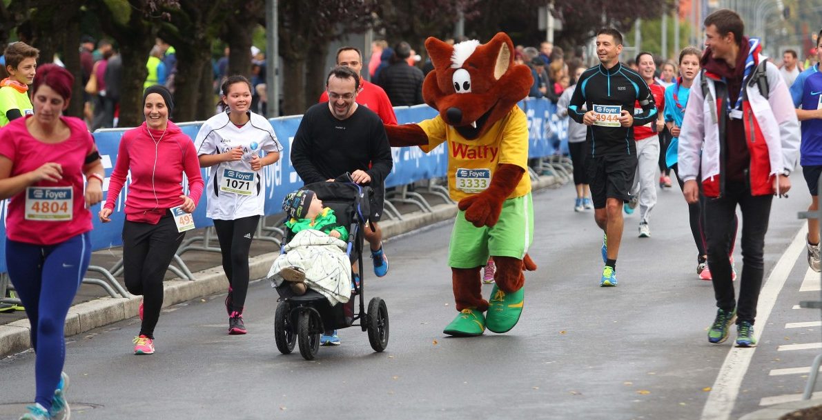 „Walfy“: Läufer und Maskottchen in einem