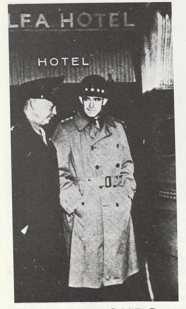 490_0008_15011067_Alfa_3_Omar_Bradley_Christm