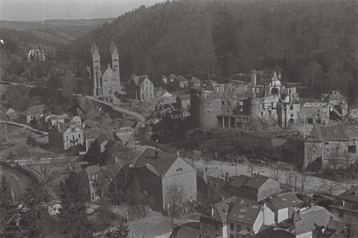 490_0008_15020891_Rundstedtoffensive_Tony_Kr