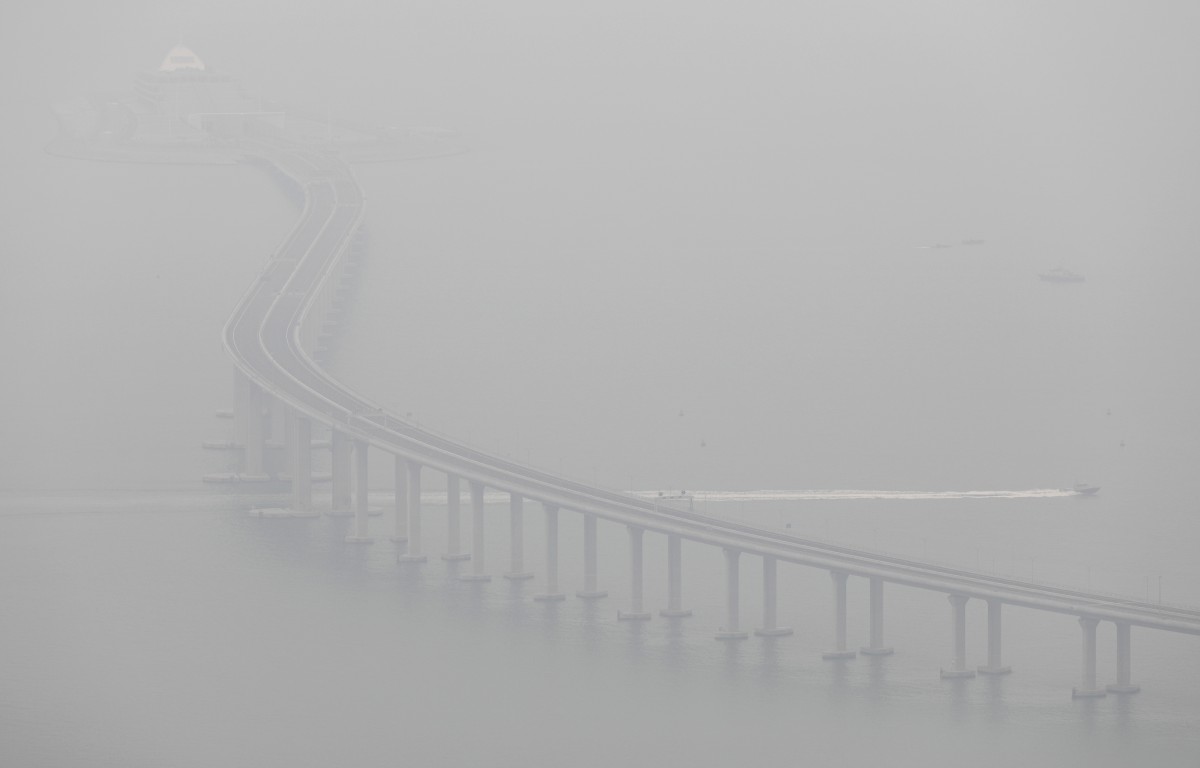 Bruecke_verbindet_Ho_59143749