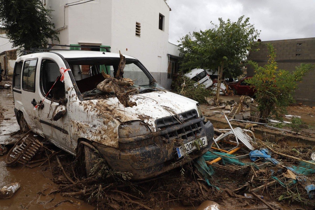 Unwetter_auf_Mallorc_59002035urn_binary_dpa_com_20090101_181010-90-023633-FILED