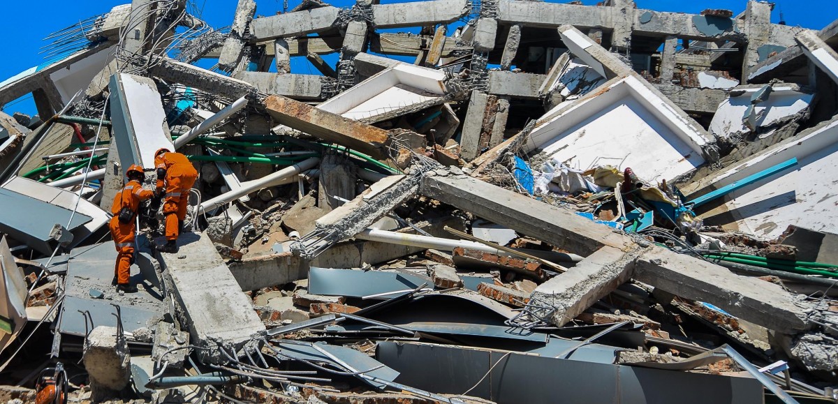 Mehr als 1.200 Tote in Indonesien – und das Chaos wächst