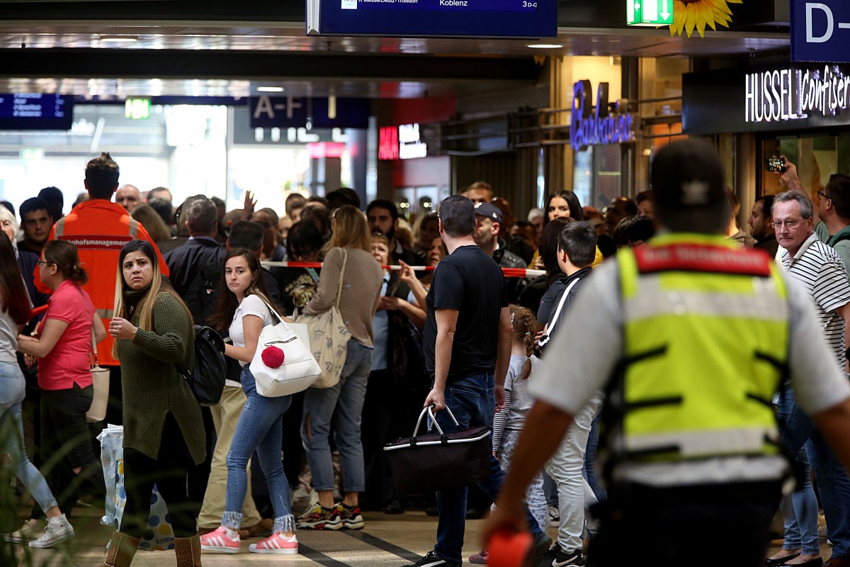 Geiselnahme im Kölner Hauptbahnhof - Polizei im Großeinsatz