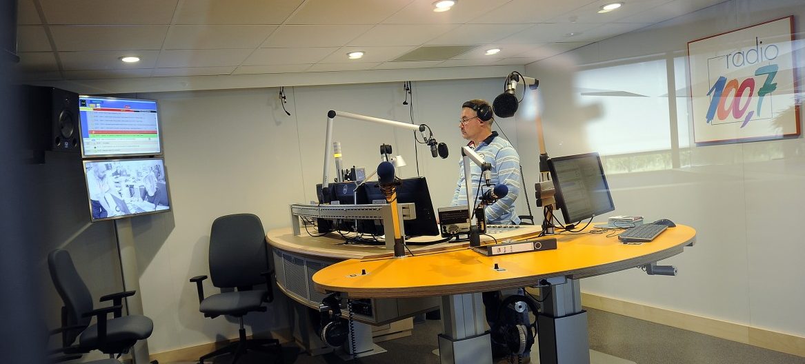 Abgeordnete sorgen sich um die Unabhängigkeit von Radio 100,7