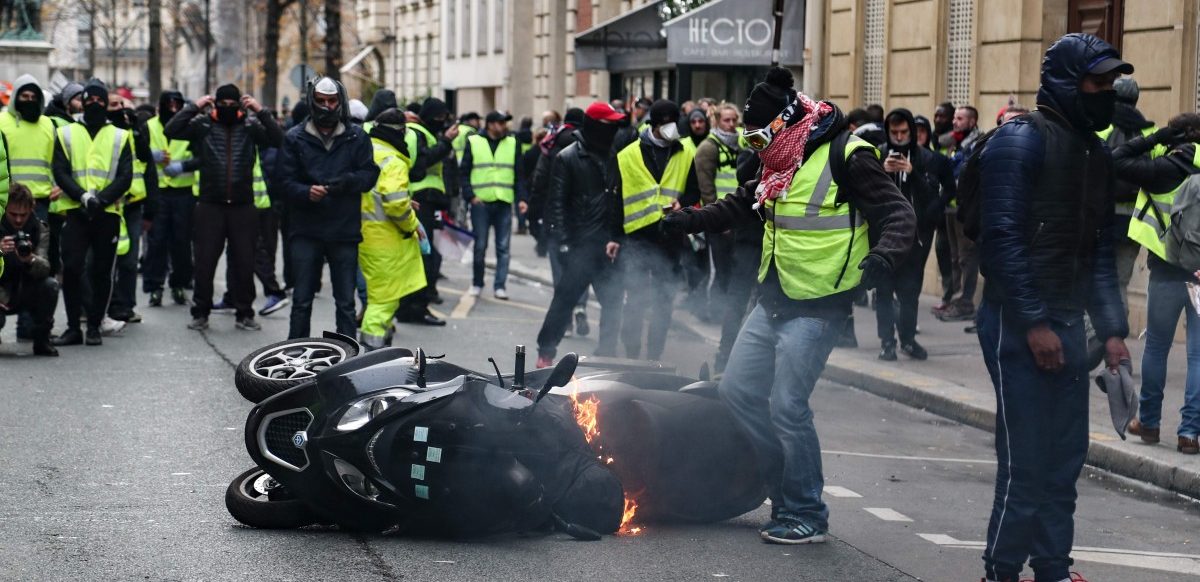 Wieder eskalieren die Proteste der „Gelbwesten“ in Frankreich und Belgien
