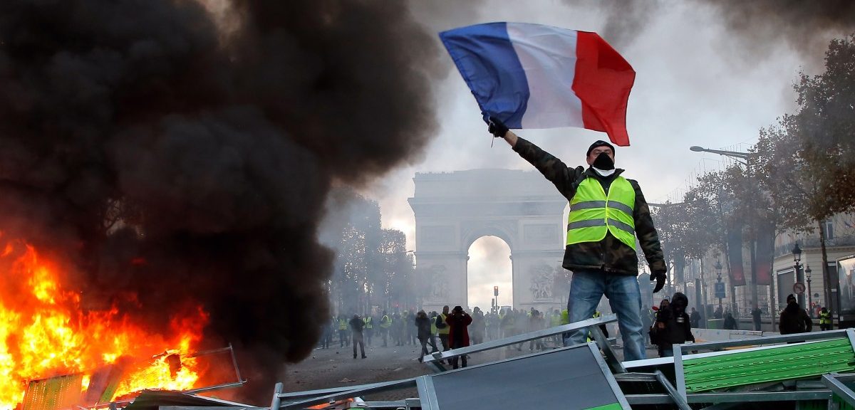 Frankreich sucht nach Macrons Zugeständnissen Milliarden