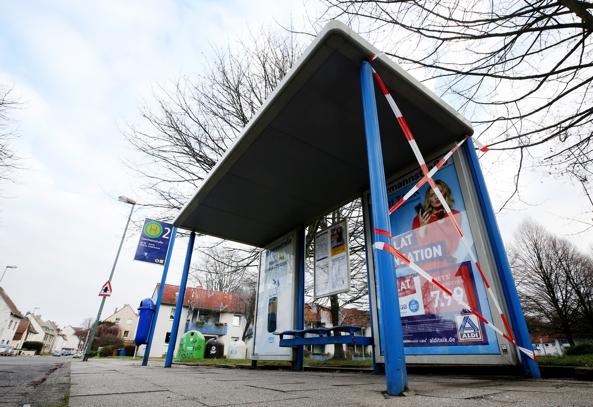 Bushaltestelle_ist_n_59862395urn_binary_dpa_com_20090101_190102-90-008582-FILED