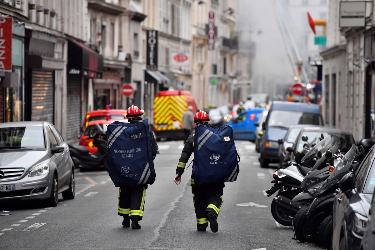 Explosion_in_Paris_59960399urn_binary_dpa_com_20090101_190112-90-009269-FILED
