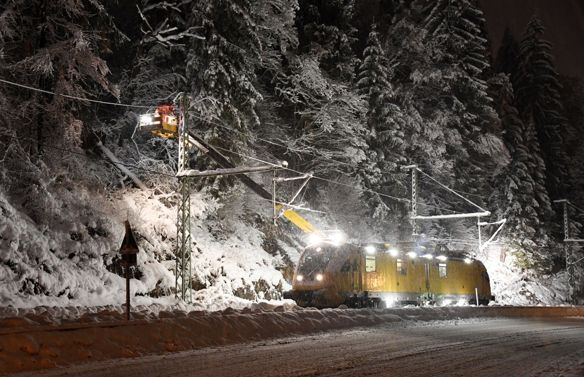 Wintereinbruch_in_Ba_59935629urn_binary_dpa_com_20090101_190110-90-004053-FILED