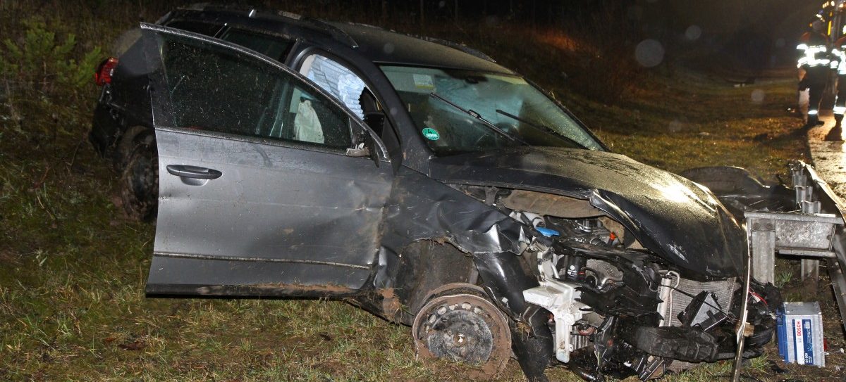 A1 in Richtung Trier: Auto will Wild ausweichen – und überschlägt sich mehrmals