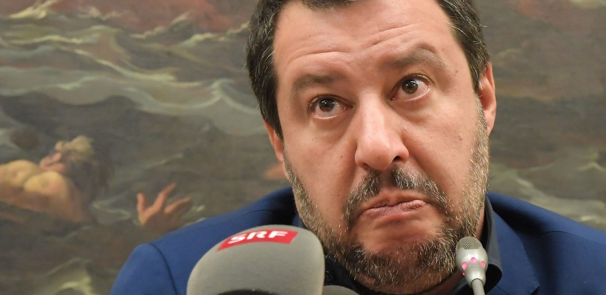 Sterne-Basis stimmt über Salvini ab: Wieso dem italienischem Innenminister eine Klage wegen Menschenraubs droht