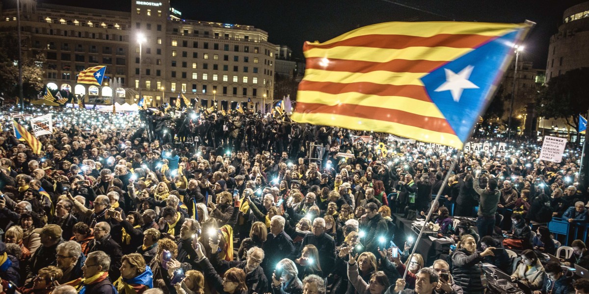 Erster Schlagabtausch im Separatisten-Prozess in Spanien