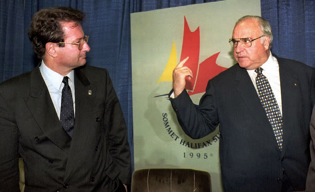 Klaus_Kinkel_und_Hel_60535235urn_binary_dpa_com_20090101_190305-99-243576-FILED