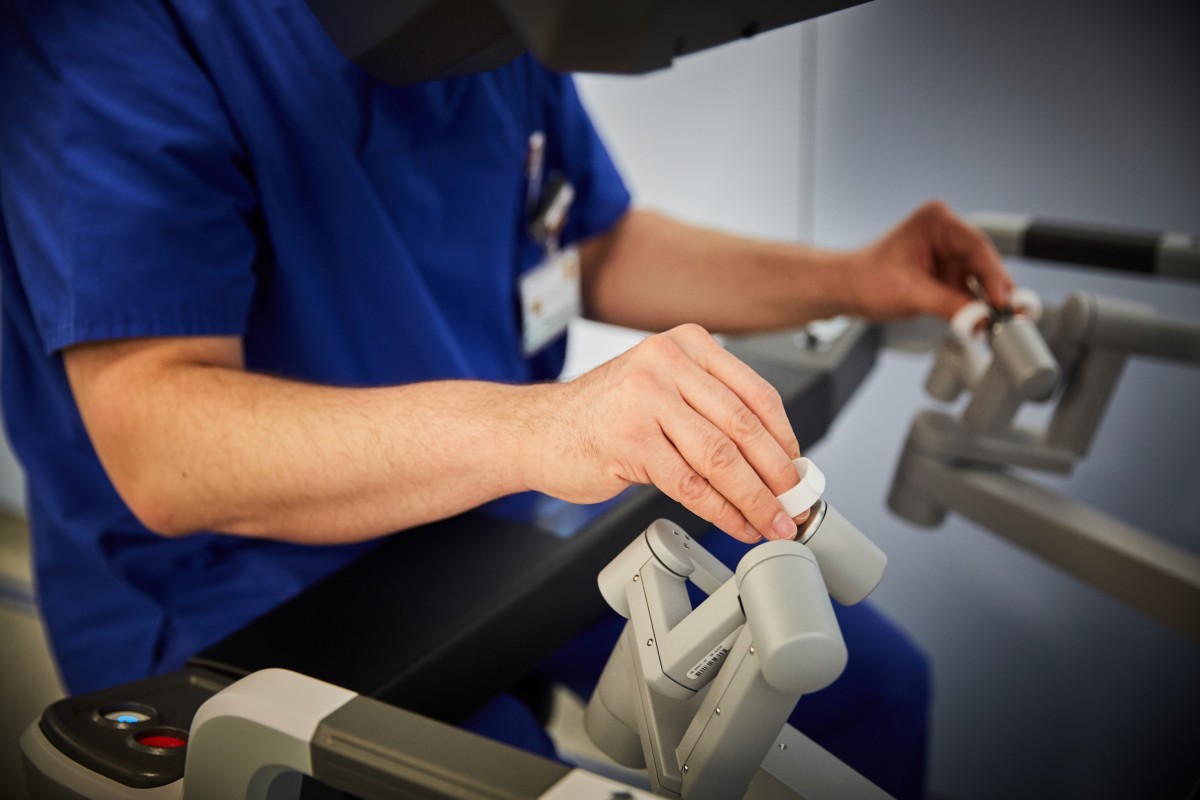 OP-Robot-Da-Vinci-Dr-Mathieu-31