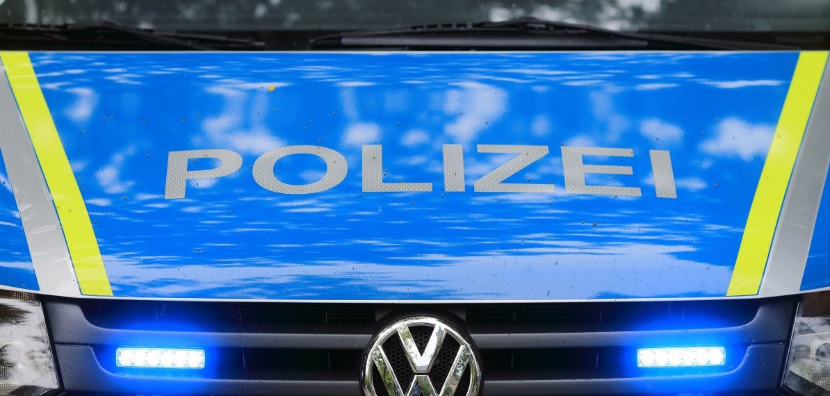 Streit auf Karnevalsparty in Fell bei Trier: 28-Jähriger rast mit Auto in Personengruppe