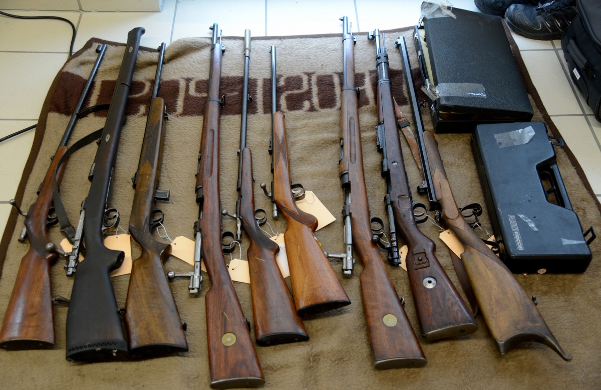 Sprengstoff_und_Waff_60640915urn_binary_dpa_com_20090101_190314-90-020790-FILED