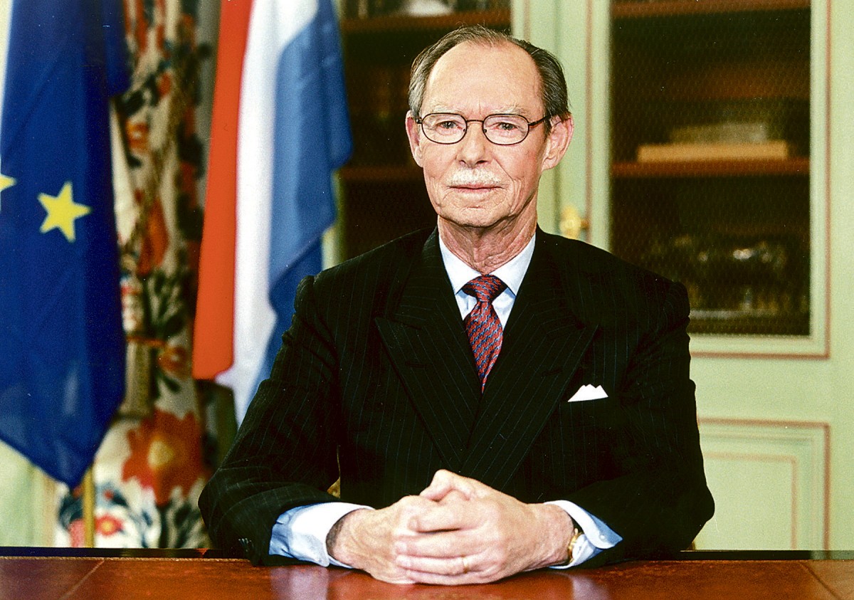 490_008_432545_Dossier_Gra