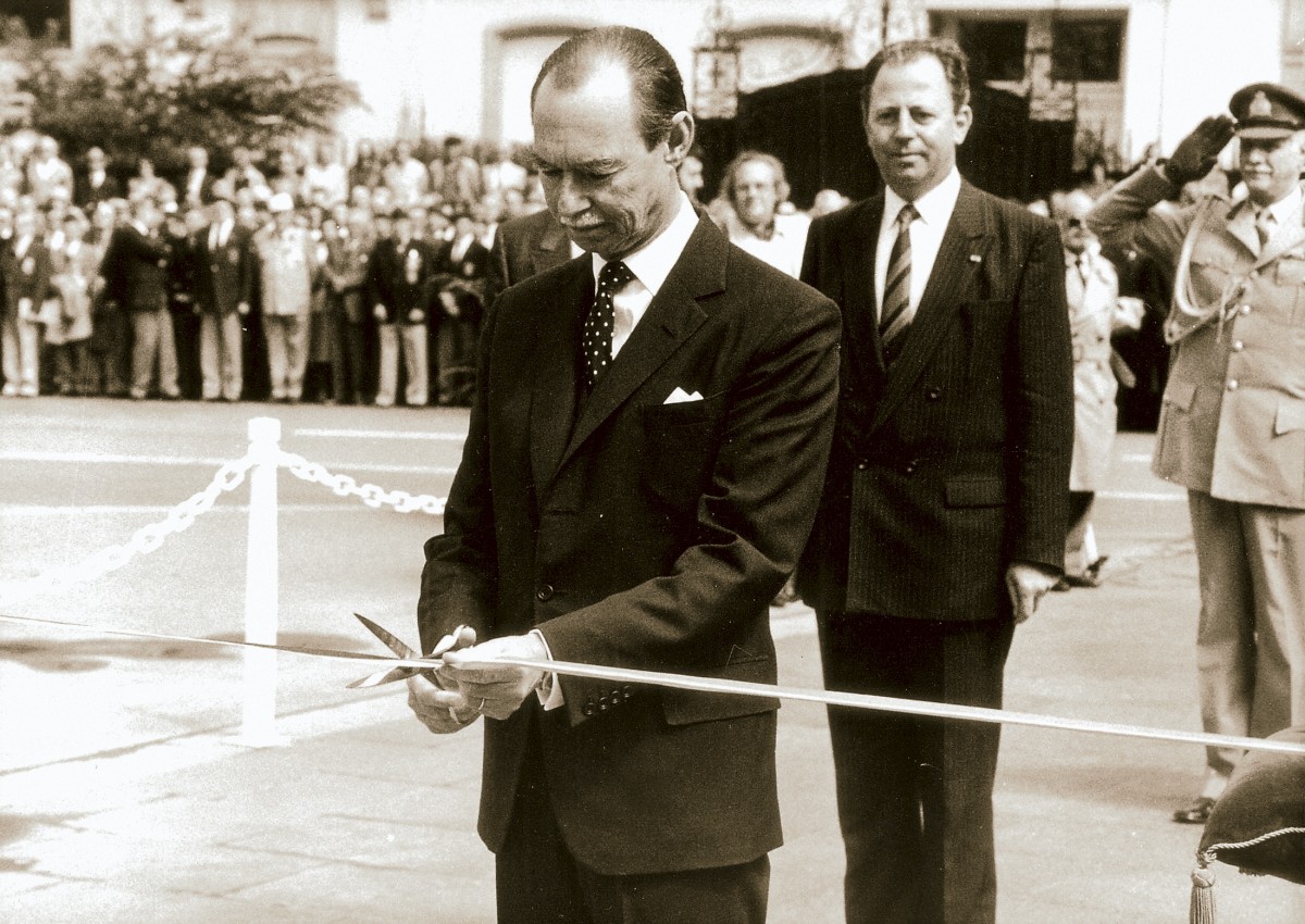 490_008_432670_Der Großherzog uind Premier Santer bei der Einwihung der gelle fra