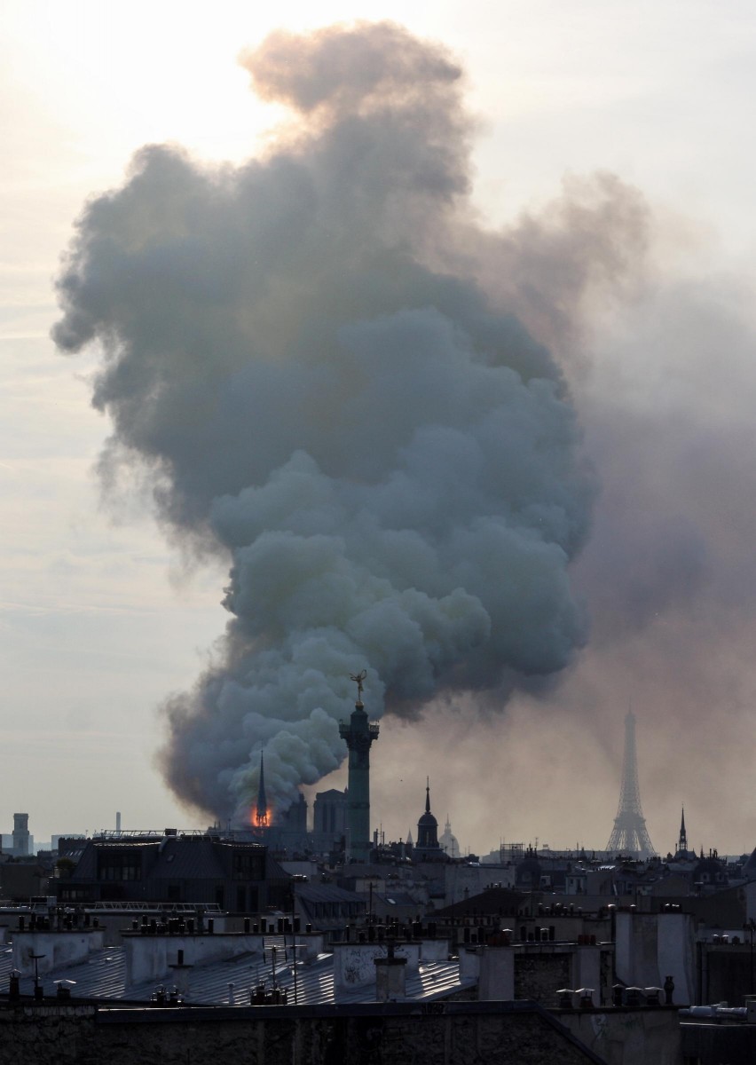 Pariser_Kathedrale_N_60994243urn_binary_dpa_com_20090101_190415-90-028920-FILED