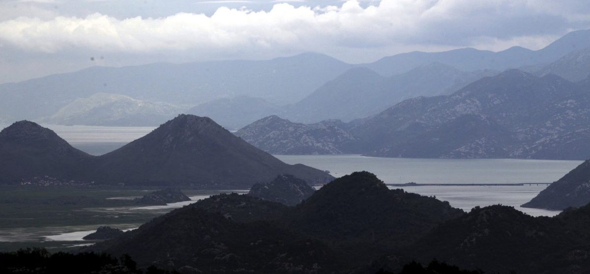 Berge, Serpentinen, Regen - Die abenteuerliche Fahrt zum Judo und Schwimmen