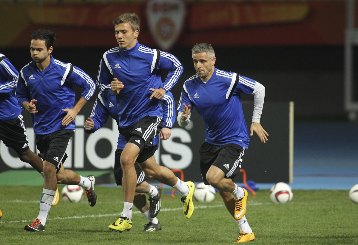 491_0008_757598_Mutsch