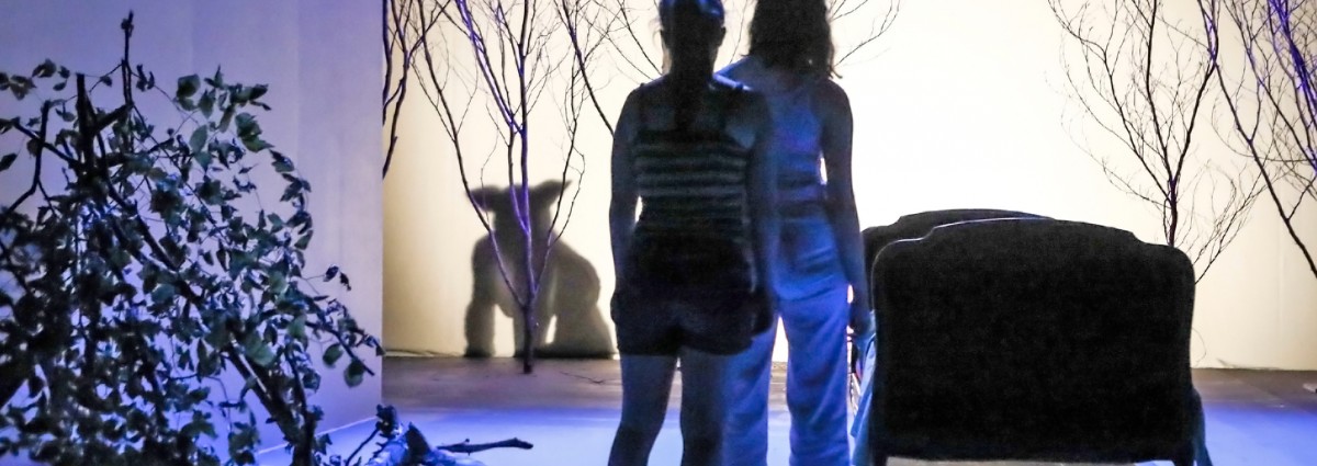 Die moderne Robinsonade „L’île sauvage“ überzeugt am Nationaltheater