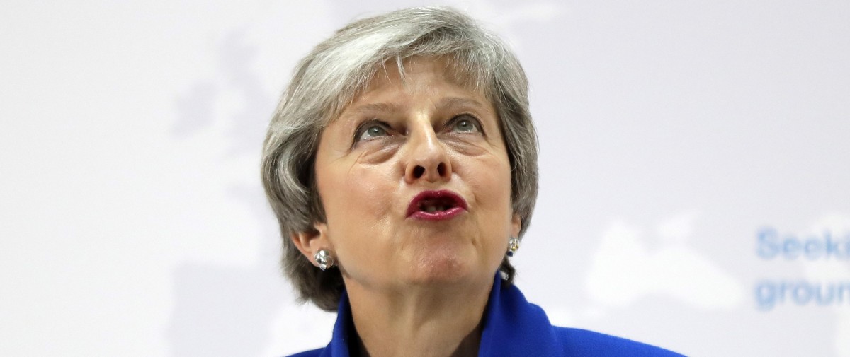 May will britisches Unterhaus über neuen Brexit-Plan informieren