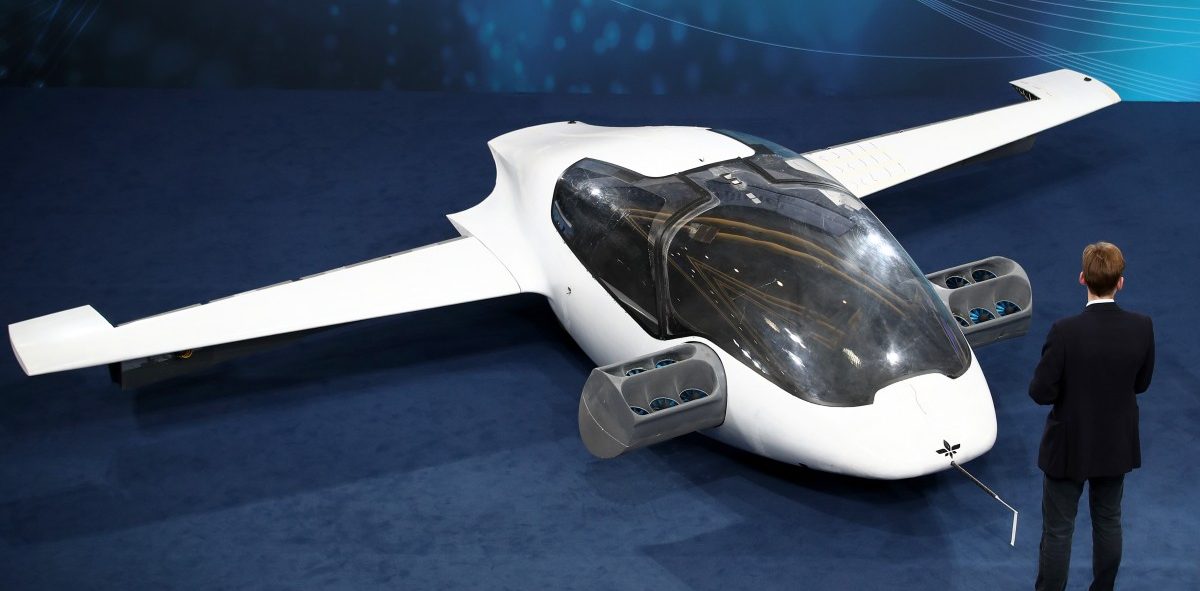 Fünfsitziges Elektro-Flugtaxi schafft Jungfernflug