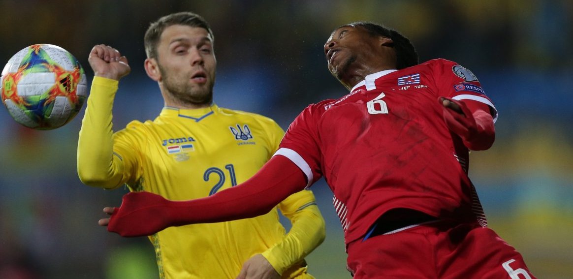 Vor dem Spiel gegen die Ukraine: Nationaltrainer Holtz fordert Courage und Laufbereitschaft