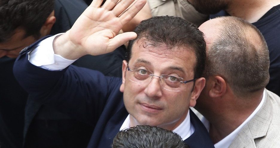 Oppositionskandidat gewinnt Bürgermeisterwahl in Istanbul gegen AKP-Kandidaten