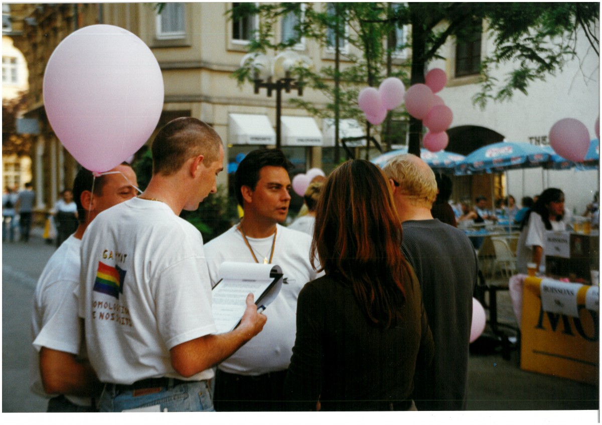 490_0008_15136179_1999_Gaymat_06