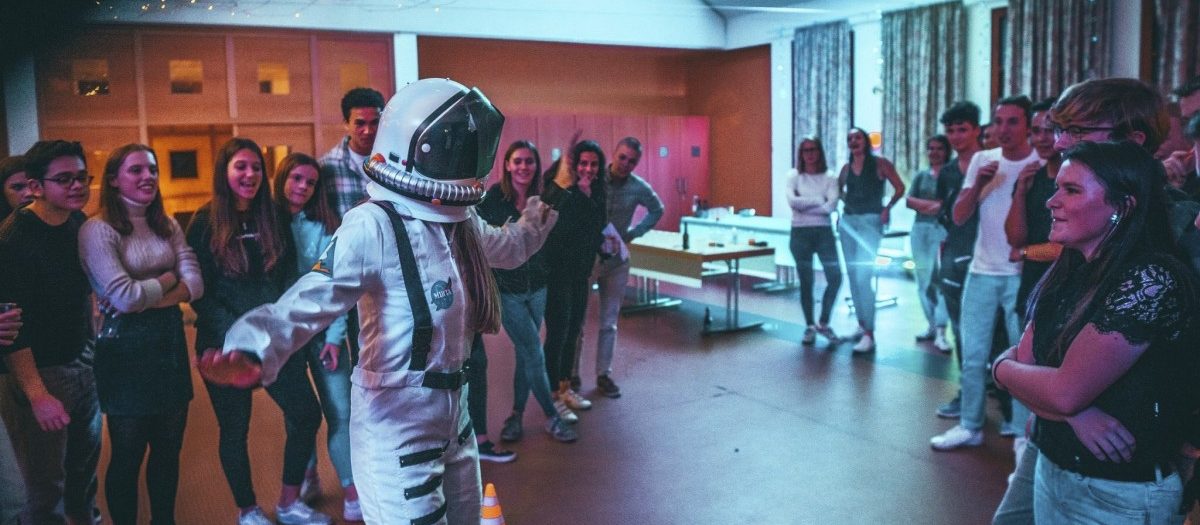 Ein Arbeitsplatz auf dem Mond: Sarah Thoss möchte Astronautin werden