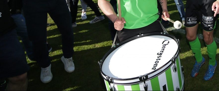 Revolte auf der Tastatur: Wie Fußballfans ihrem Ärger in den sozialen Medien Luft machen