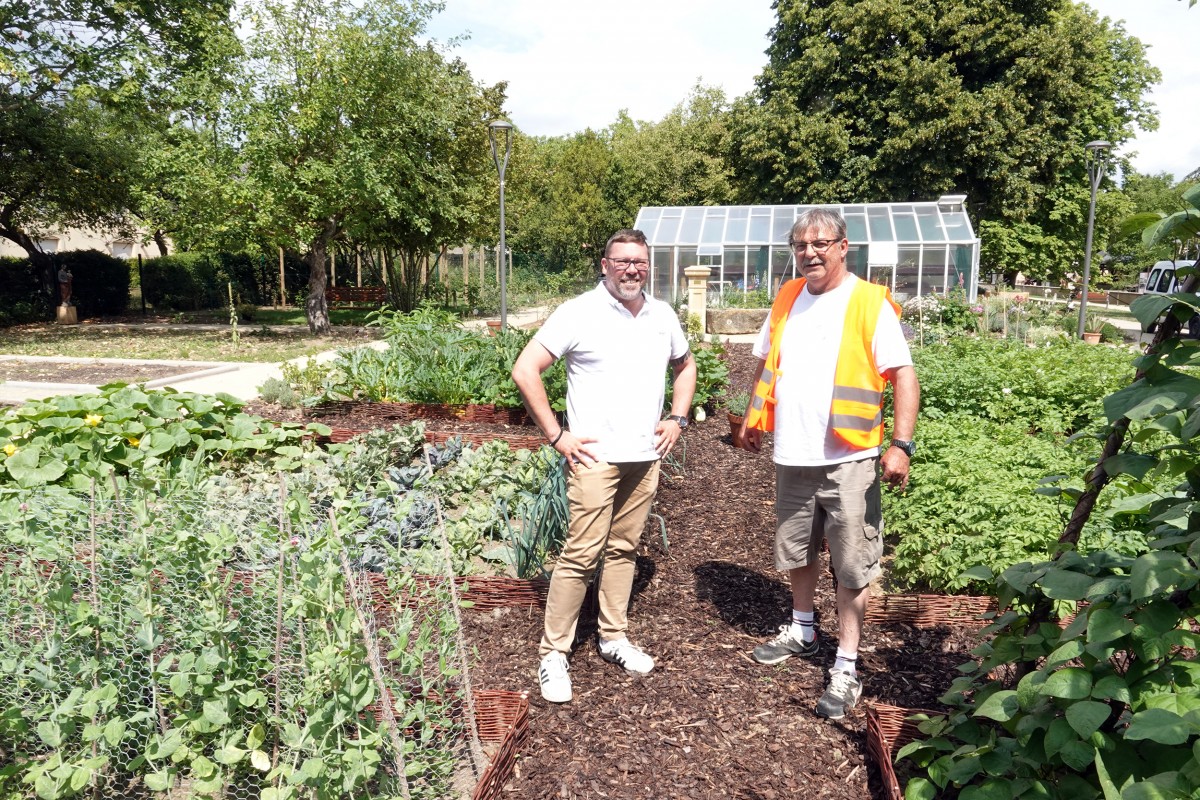2190803 Peppingen Klostergarten Tom Jungen Enzo Tosti François Besch