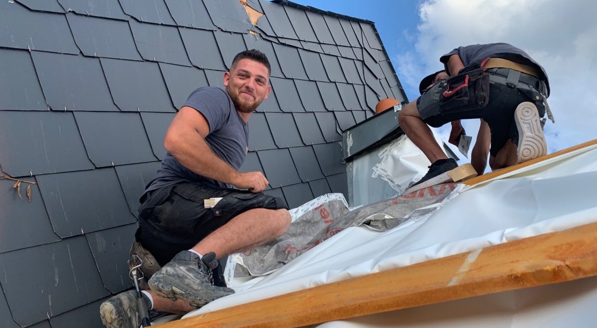 384 Stunden gelebte Solidarität / Dachdecker helfen nach Tornadoschäden in Petingen und Käerjeng