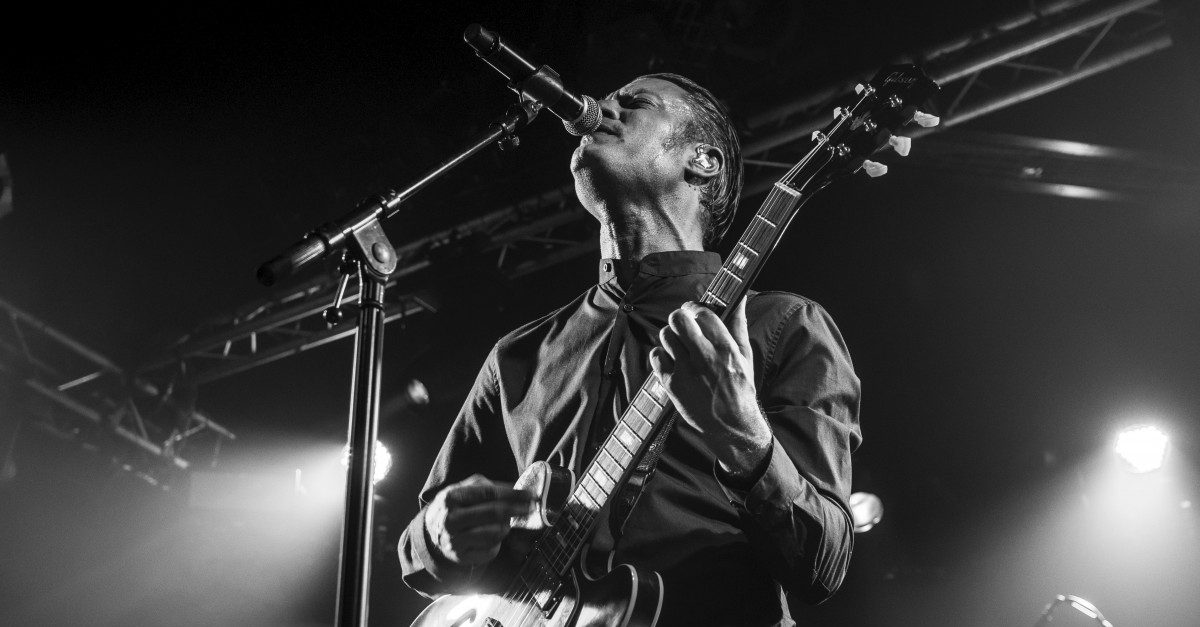 Sehnsucht und Retrofuturismus: Mando Diao spielt ein nostalgisches Konzert im Atelier