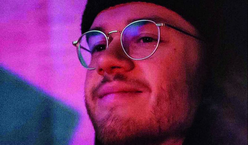 „Alles interessiert mich“: Der Illustrator Dirk Kesseler über Neugier, Humor und Freiräume